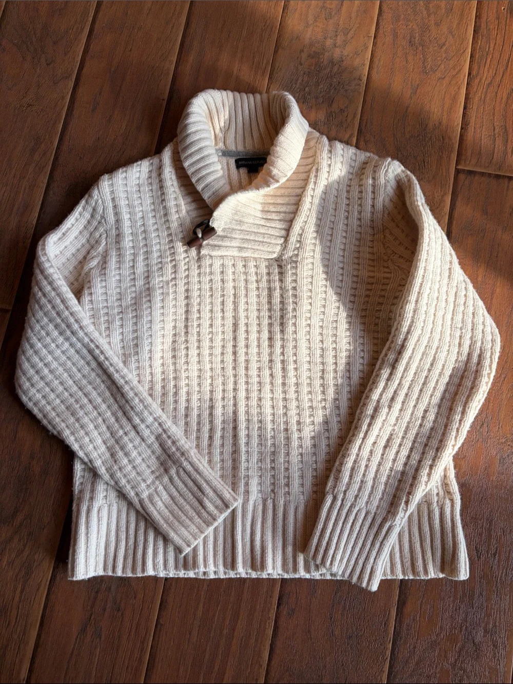 Banana Republic Men's Cream Turtleneck Toggle Sweater